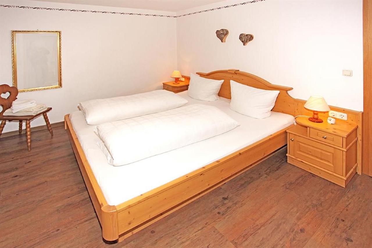 Gaestehaus Dreitorspitz Krün Екстериор снимка